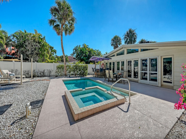 Luxury Lido Key Vacation Home -Private Pool & Beach Access